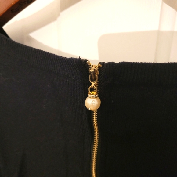 Black Sweater with sparkly heart. Zipper up the back. Size M. - Picture 5 of 6